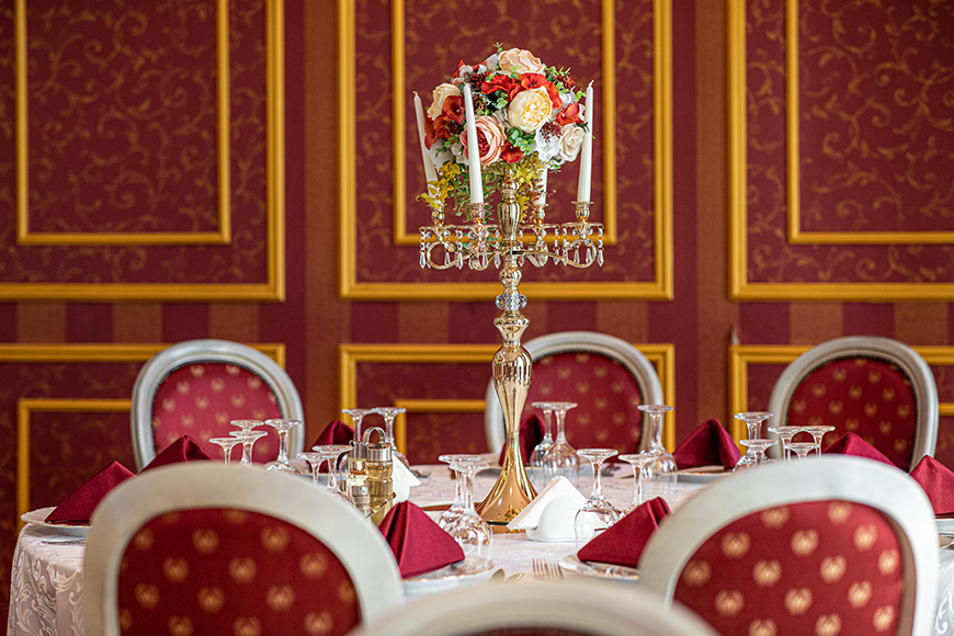 Grand Restaurant Brasov | Restaurant brasov | Sala de evenimente Brasov | Sala nunti Brasov | Organizari evenimente corporate Brasov