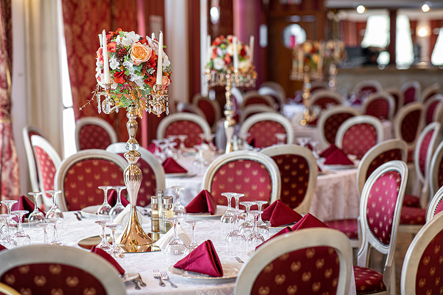 Grand Restaurant Brasov | Restaurant brasov | Sala de evenimente Brasov | Sala nunti Brasov | Organizari evenimente corporate Brasov
